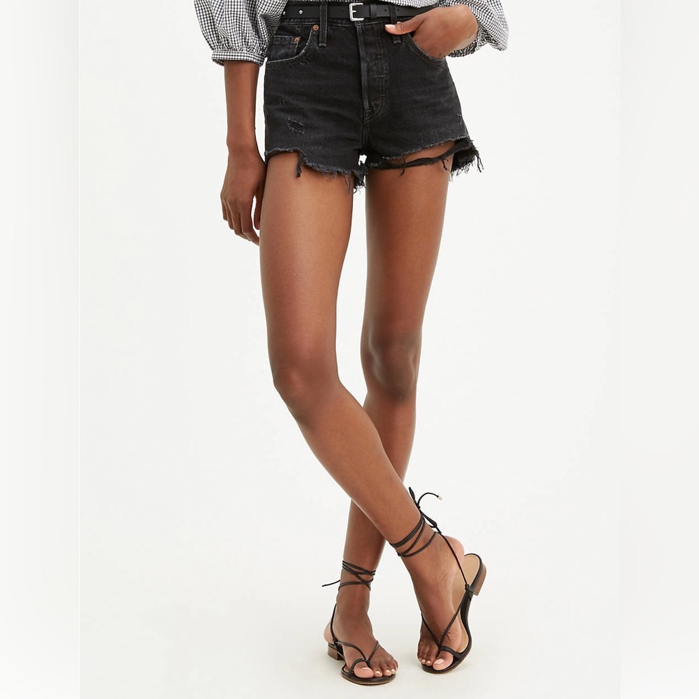 Levi’s 501 Ribcage jean shorts size 27, NWT!